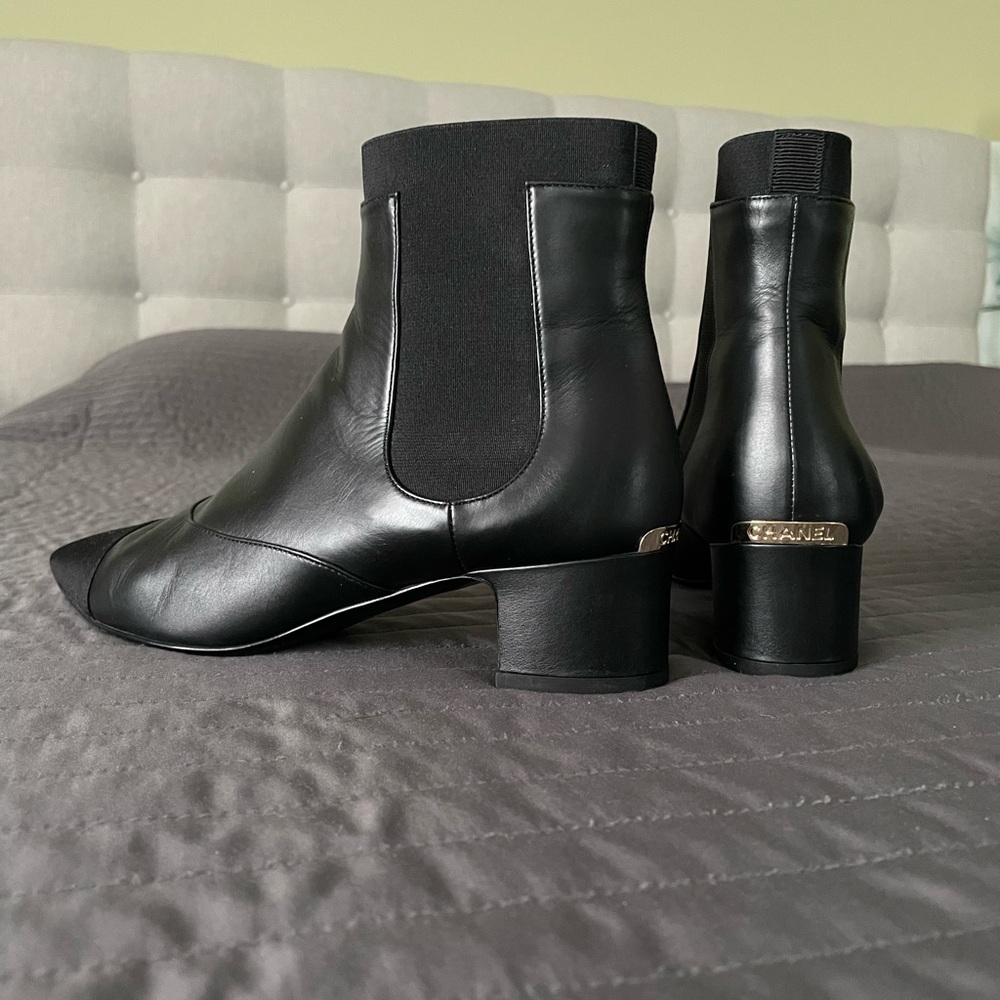 Chanel booties size 37.5